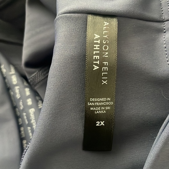 Athleta Allyson Felix Felix Legend shortie Purple Gray biker Plus bottom New 2X - Picture 4 of 4